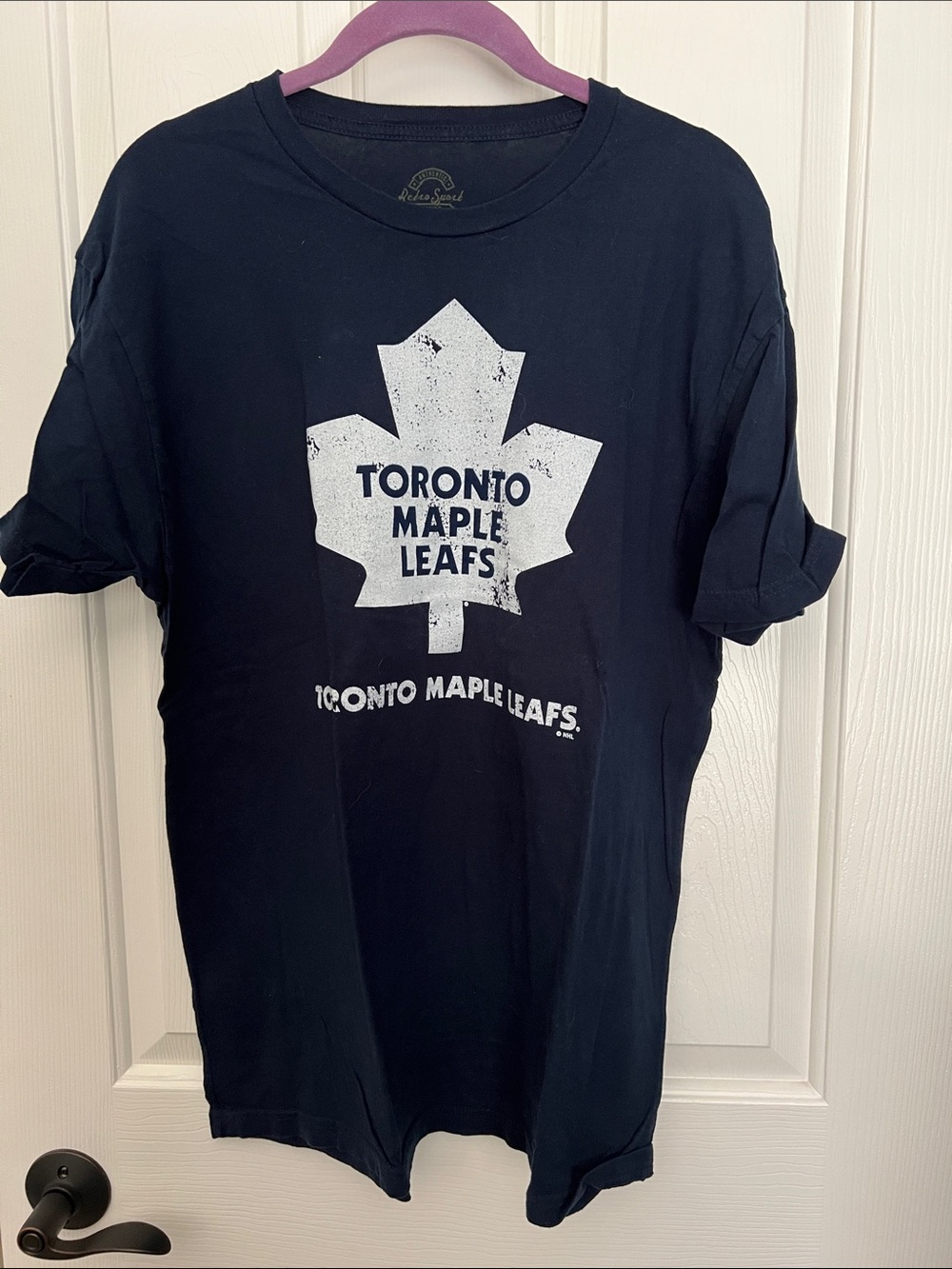 Toronto Maple Leafs Men's Black Short-Sleeve Graphic Tee